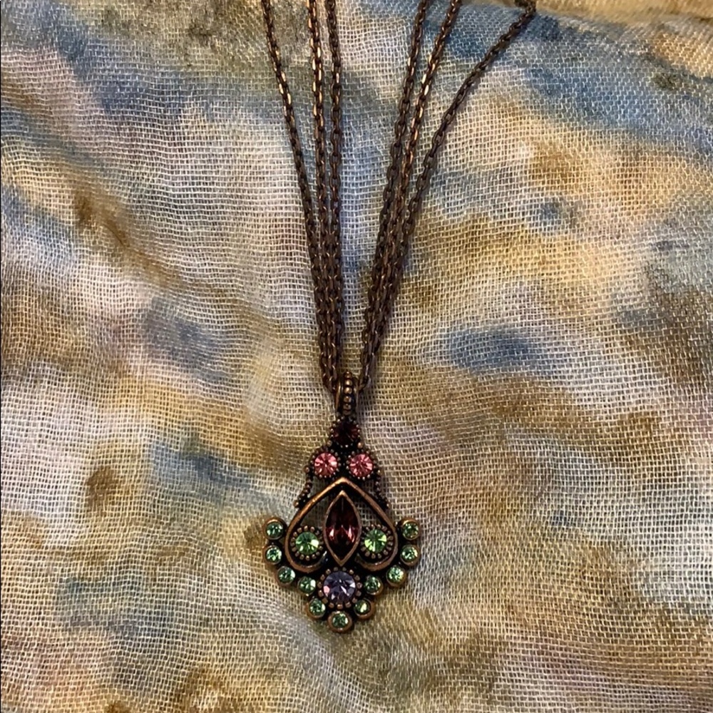 Antique look ~ Dark Rose goldtone necklace